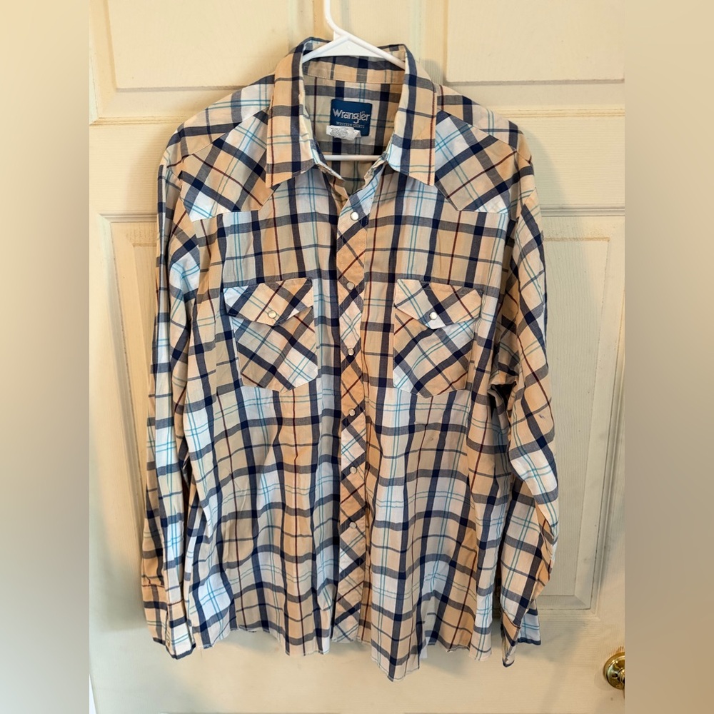 Wrangler Blue and Tan Plaid Western Shirt